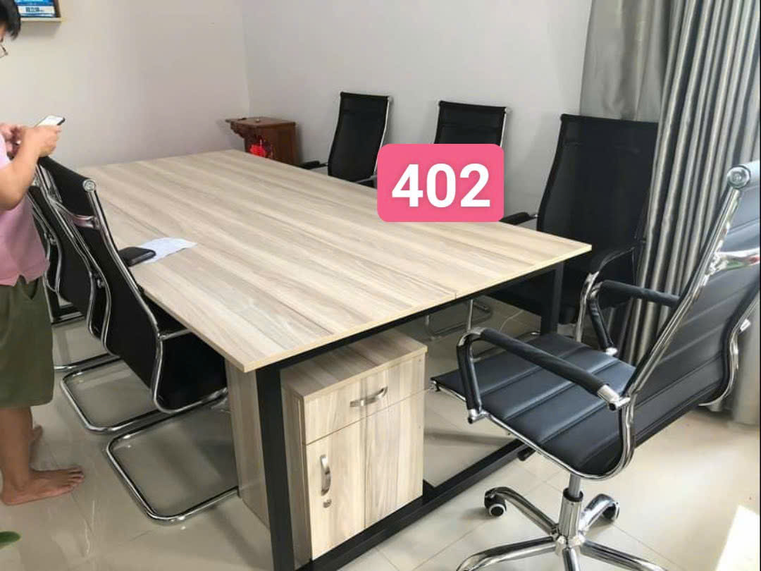 Bàn họp chân sắt dài 2m rộng 1m BH103